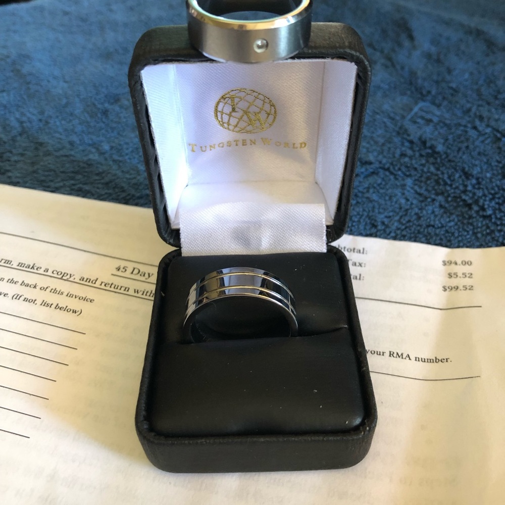 Tungsten Rings - Picture 3 of 3